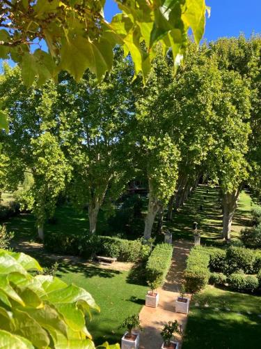 Manoir des Sources - Chambre d'hôtes - Uzès