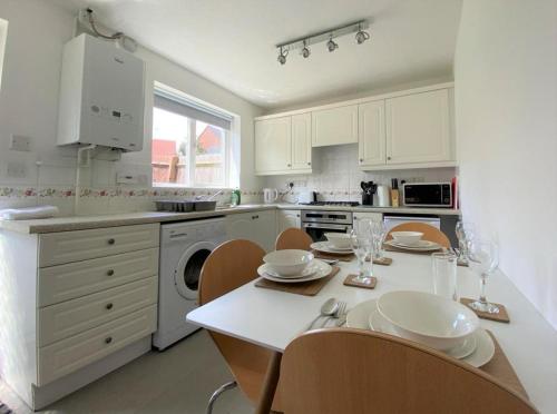 Konyha, Charming Home in Wellingborough in Wellingborough