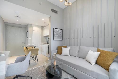 Serenity in Style in Zada Residence by Suiteable, Dubaj