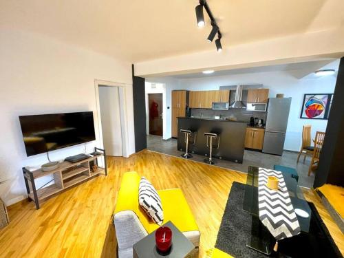 Urban 2 - Apartment for modern nomads, Skopje (photo 10)