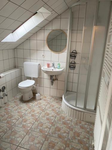 Bathroom, Schnuggeliches Apartment in Gerbrunn