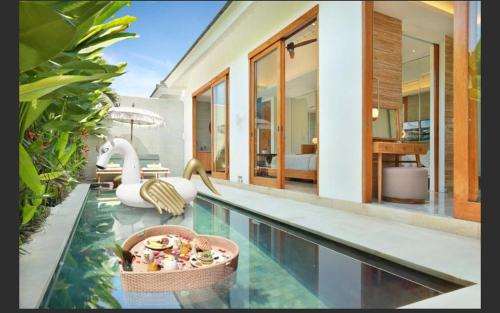 renz hotel seminyak