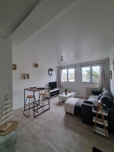 Appartement Aurillacois - Apartment - Aurillac
