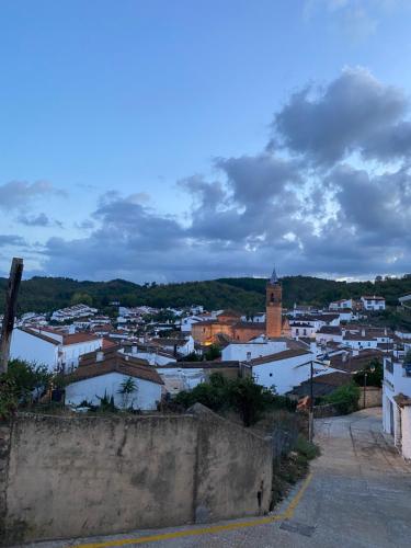 Alojamiento La Tana in Fuenteheridos