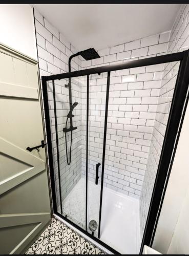 دش, The White Hart in كنجز لين