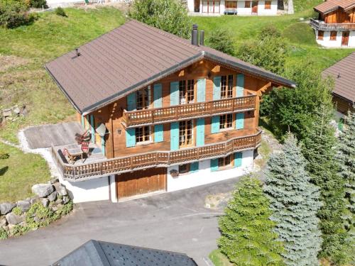 Chalet Ella, Pension in Champoussin