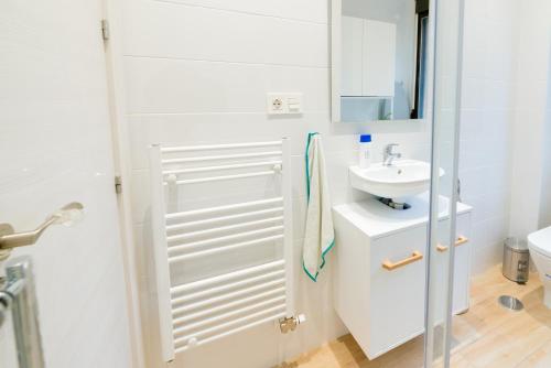 TrendyHomes Granada - moderno apartamento a 15 minutos del centro, Granada (fotografie 3)