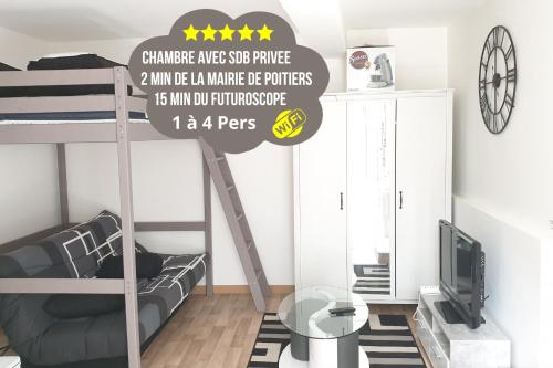 Chambres Poitiers Centre Ville - Salle de Bain, Réfrigérateur, TV et machine à café privatifs - Cuisine commune - Terrasse - Hôtel de ville à 200m 2