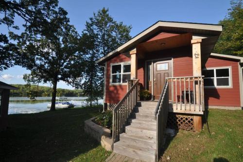 . Cuyuna Lake Cabin Retreat