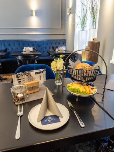 リューベッケ Hotel Markt 5 - inmitten der Lubbecker Altstadt, kostenloser Parkplatz direkt am Hotel ホテル ロビー