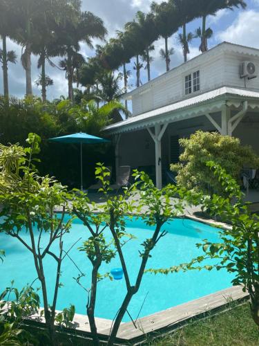 Nogent Sainte-rose: Villa avec piscine privée (Nogent Sainte-rose: Villa avec piscine privee) in Duzer