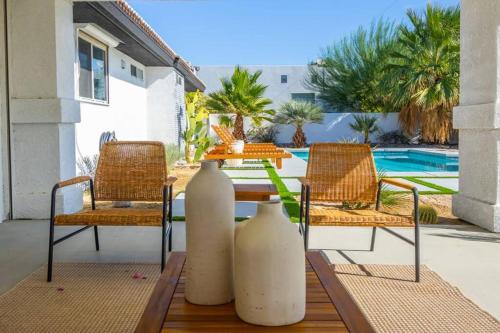 Resort style Villa w/ views, pool, spa and golf in Palm Springs, USA