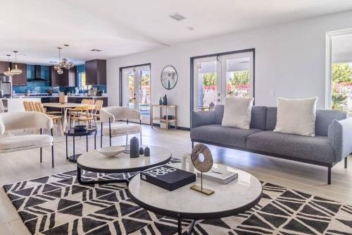 Resort style Villa w/ views, pool, spa and golf in Palm Springs, USA