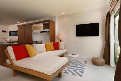 House with Pool and Amenities - Kamala #01 photo 3