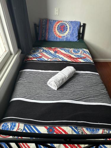 Mt Eden Tidy Bedroom rm7 near Museum of Transport & Technology (MOTAT)