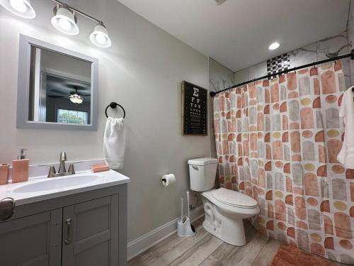 30 Day Rental In Nashville King Bed 3bd3ba in Nashville, USA