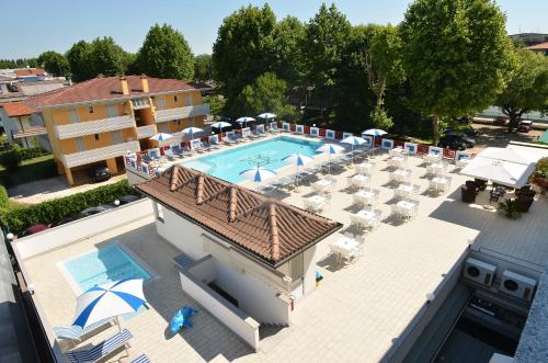Hotel Germania - image 9