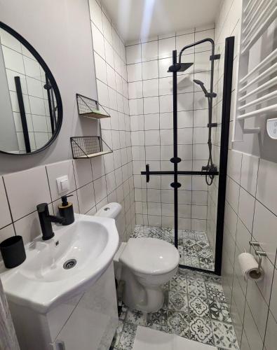 Lily's Studio 6 by Bulgarentals - Central Sofia, Sofia (Foto 10)