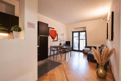 Gallery Suite the Turin center apartment 5 Floor, Free garage, Big terrace, Turín (fotografie 3)