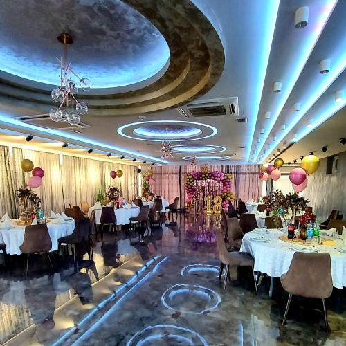 Ресторан, Hotel River in Біеліна