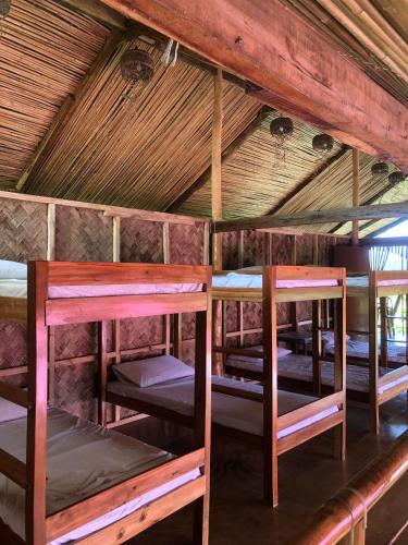 1 bunk bed