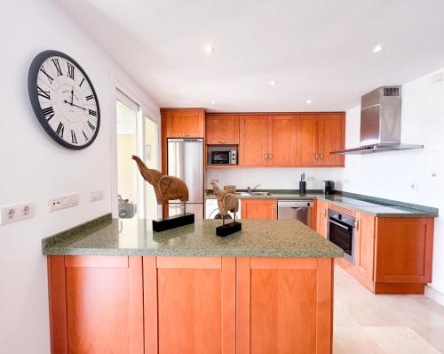Beach & Golf Apartment in Bahía de Casares, Баия-де-Касарес (фото 4)