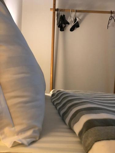 City Center Cute and Comfy Apartment - Ajia Apartments, Tirana (photo 2)