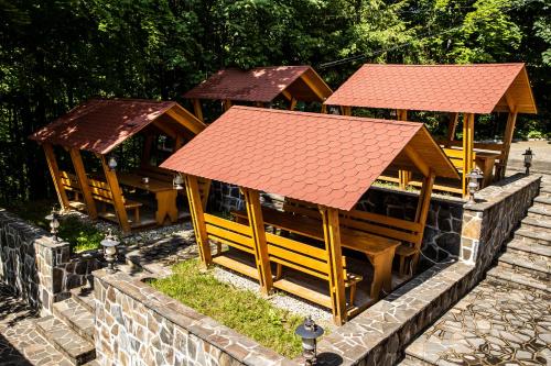 Restorāns, Suior Resort Baza in Baia Sprie