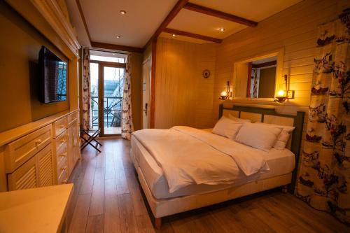 Piazza Boutique Hotel – Batumi, IL