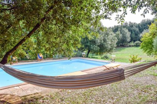 Umbrian country house with pool