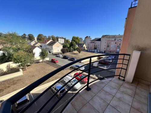 Balkon/terasa, L'alienor - Parking - Hôpital - 2 Pers - Rêve au Mans (L'alienor - Parking - Hopital - 2 Pers - Reve au Mans) in Saint Aubin