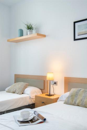 Two-Bedroom Apartment room in Apartamento con terraza en Sevilla centro by Rent Me