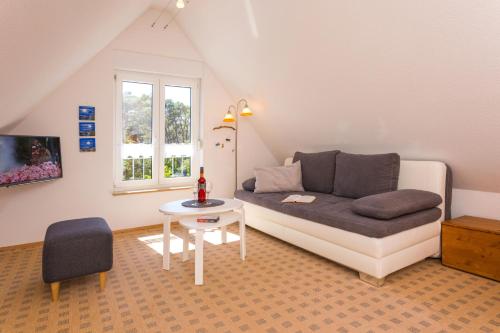 Two-Bedroom Apartment with Balcony image 2