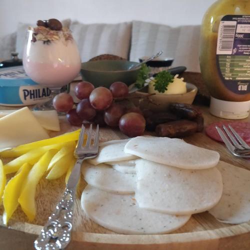 Essen und Erfrischungen, visitHOMES Faroe Islands in Leirvík