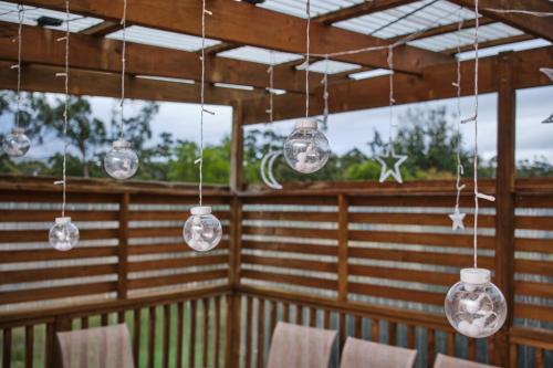 Erkély/terasz, Breeza Haven - Your Home Away From Home in Kingston