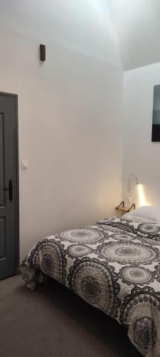 Mauguio Center Hôtel - image 5