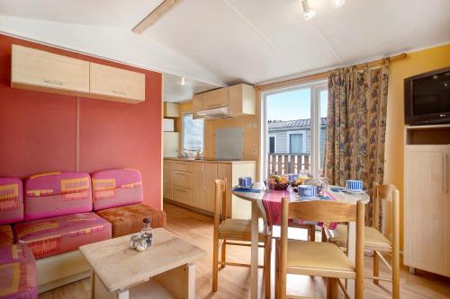 Bungalow T2 V - 15 Min From Nazaré gîte à louer Martingança