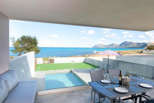 شرفة/ تراس, Son Serra Relax 2 By homevillas360 in سانتا مارجاليدا