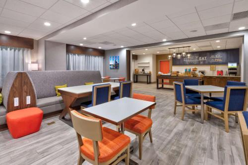Hampton Inn Danville Va - image 13