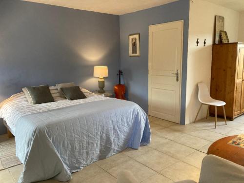 Domaine Bleu Celeste in กูเลิฟวร์