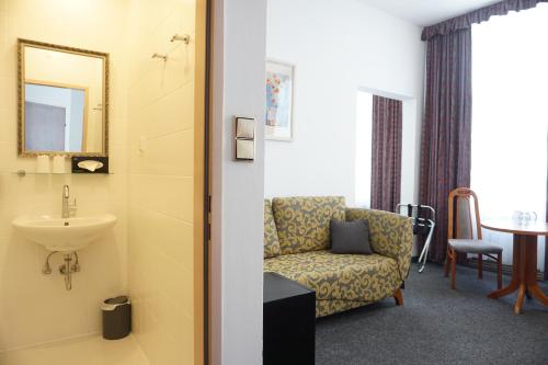 Hotel Pension Lumes - Self Check In - image 12