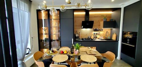 設施, Apart-terrace on Baker Street in 萊策基維斯基區