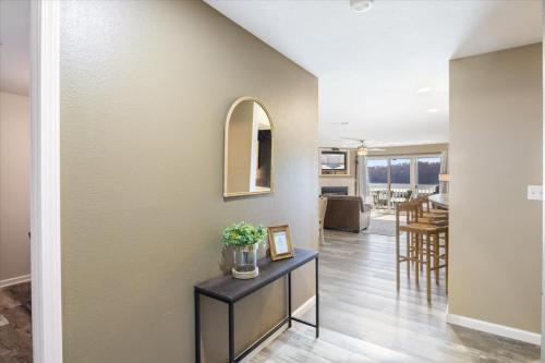 Condo at Parkview Bay - Your Lakefront Oasis - image 13