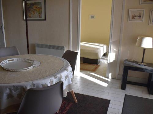 Appartement Font-Romeu-Odeillo-Via, 3 pièces, 6 personnes - FR-1-580-100 Font Romeu