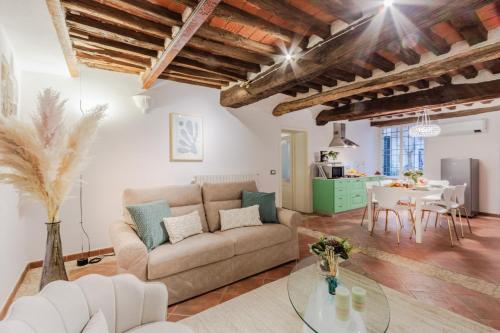 Casa al Dipinto Contemporary Apartment with - image 3