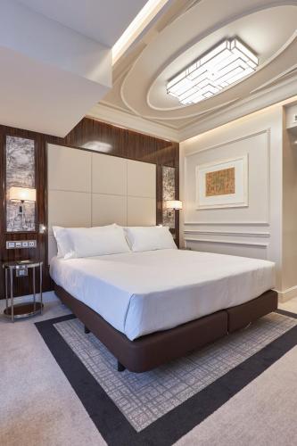 DoubleTree By Hilton A Coruña - image 11