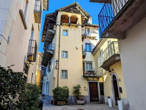 [Romantic 5Vie] Capis in Domodossola