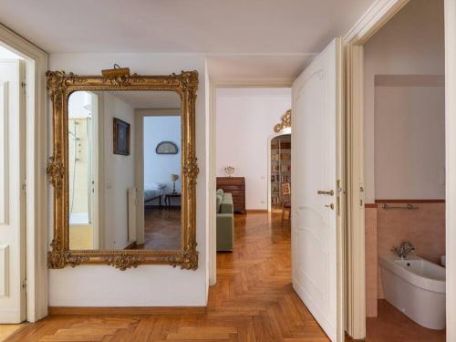 Giulia Luxury Two Bedroom Apartment, Rome (photo 4)