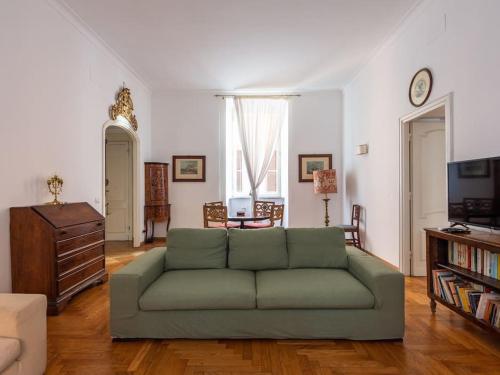 Giulia Luxury Two Bedroom Apartment, Rome (photo 3)