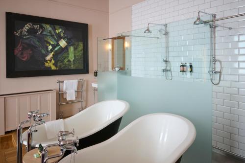 Suite image 2